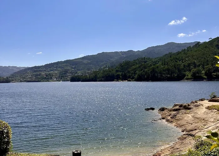 Alpstuga Casa Do Bairro Da Veiga *