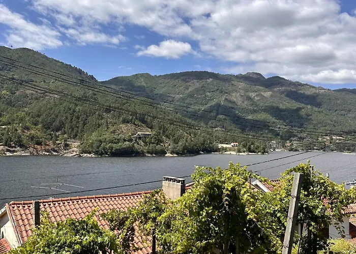 Casa Do Bairro Da Veiga * Pereiro (Braga)